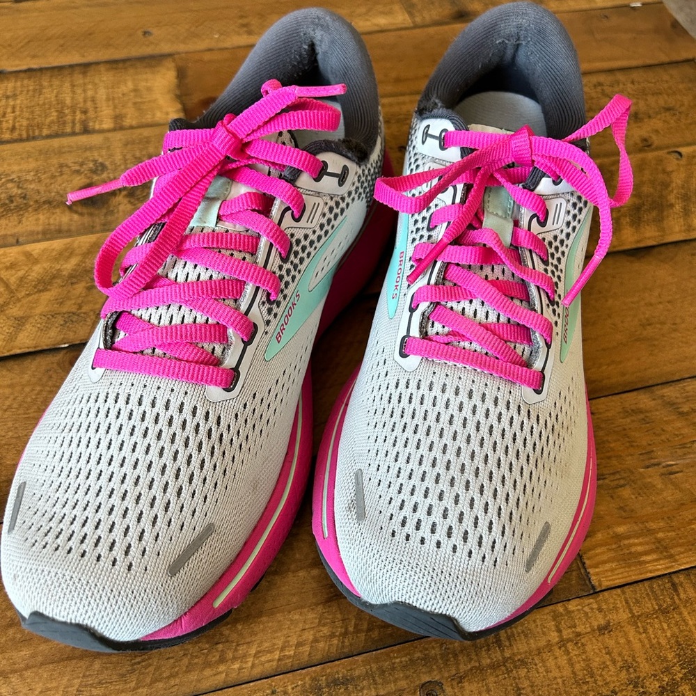 Brooks GHOST 14.
